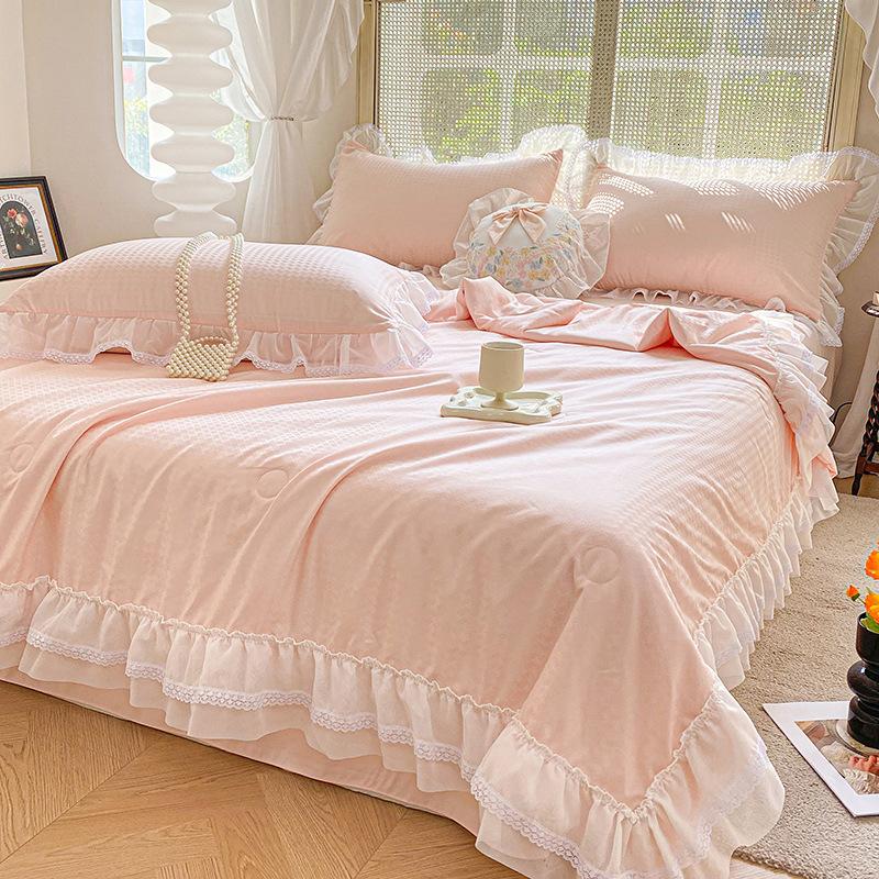 

Летние ледяные шелковые одеяла с холодным ощущением, крутые четырехсекционные одеяла для машинной стирки, прохладные одеяла с кондиционером, кремовый стиль 3pcs