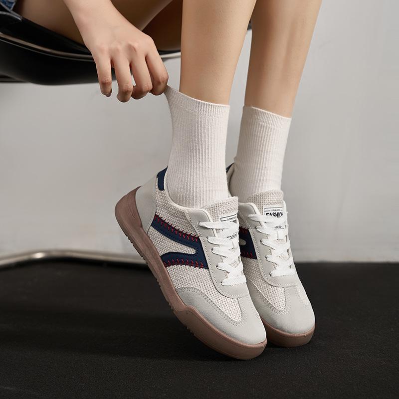 Board shoes new men's shoes comfortable and lightweight casual shoes breathable and versatile men's board shoes simple men's shoes