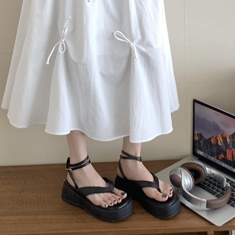 

New Women s Shoes with Thick-soled Sandals 39 чорний