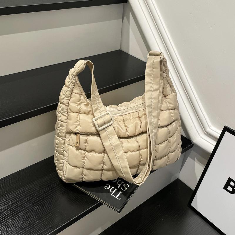 

New shoulder bag women s leisure, plaid nylon fashion backpack lazy wind messenger bag tide хаки