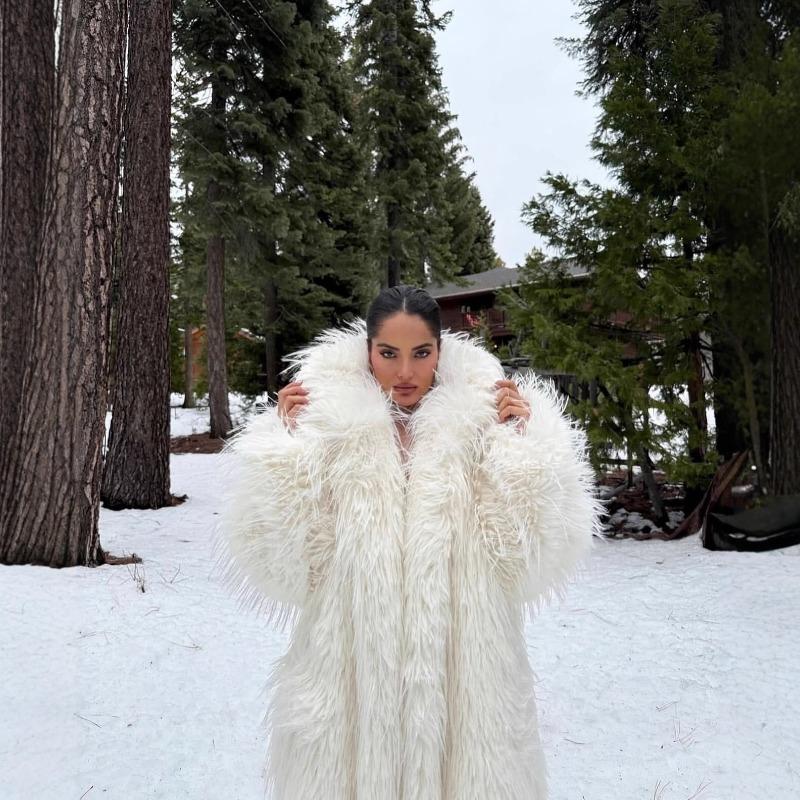 

Женская плюшевая одежда из искусственного меха, удлиненная шуба из искусственного меха, зимняя утолщенная теплая шуба XXXL белый
