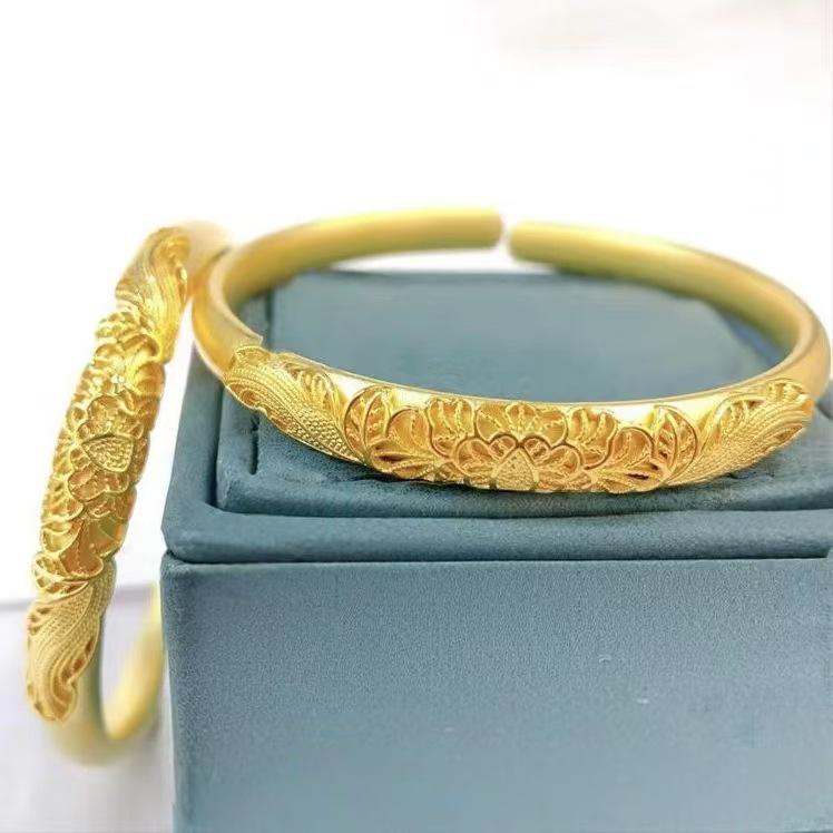 Adjustable Ethnic Bracelet with Dragon, Phoenix, and Lotus Design