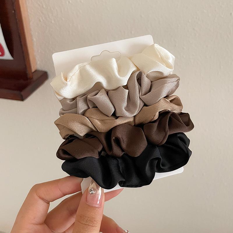 Elegant French Satin Scrunchie: High-End Autumn/Winter Hair Tie with High Elasticity