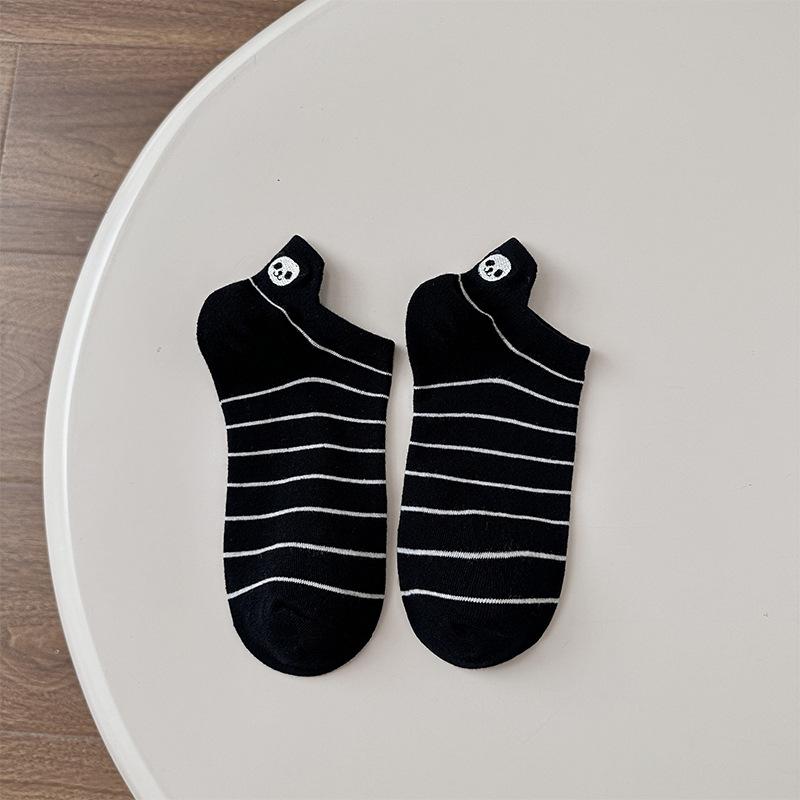 

Женские носки вышитые мультяшные панды весенне-летние низкие с неглубоким вырезом противоскользящие хлопковые носки разноцветные короткие женские носки-лодочки 1 pair