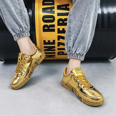 Mode Goldfarbene 36-42 Herren Schuhe im chinesischen Stil Lässige Ehemann-Sneaker Skate-Trainer Sport Deporte Sapatenos Shouse