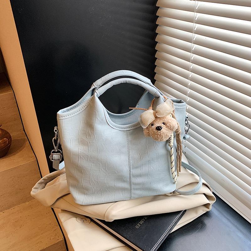 New Handbag Women's High-end Fashion Versatile Shoulder Bag Large-capacity Messenger Bucket Bag