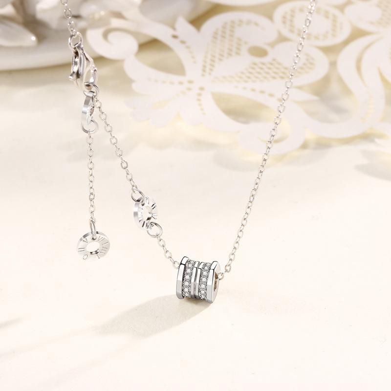 Small waist necklace women's simple niche design temperament pendant accessories