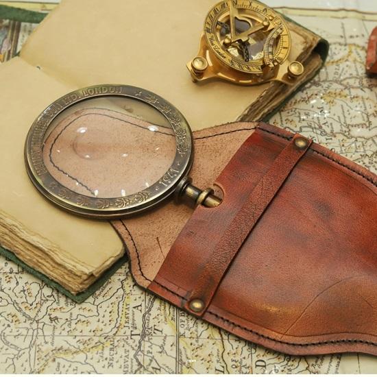 10.16 Cm Brass Magnifying Glass In Leather Case Classic-Style Magnifier for Desk, Gifts, or Collectors Birthday Gift