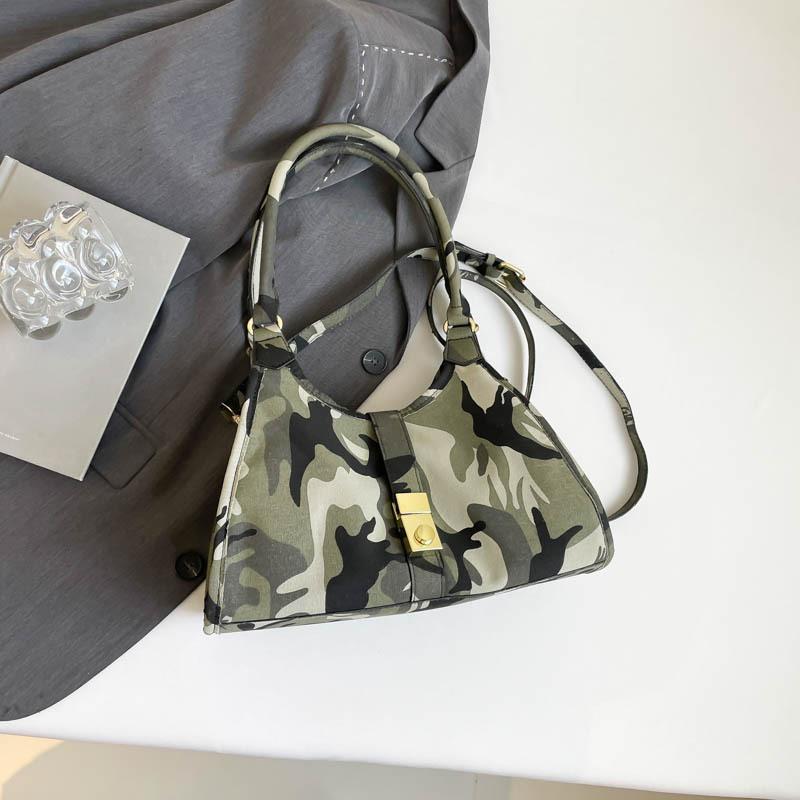 2025 summer new fashion simple retro handbag underarm bag high value niche trend commuter bag women