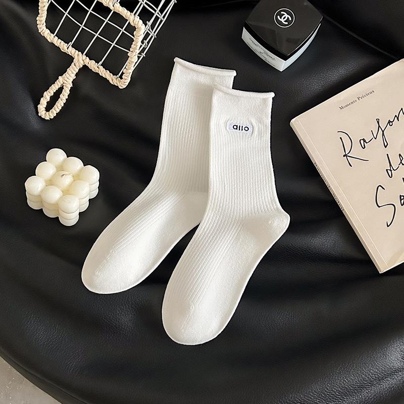 

Женские осенние новые однотонные носки-гольфы без косточек с вышивкой букв 1 pair белый