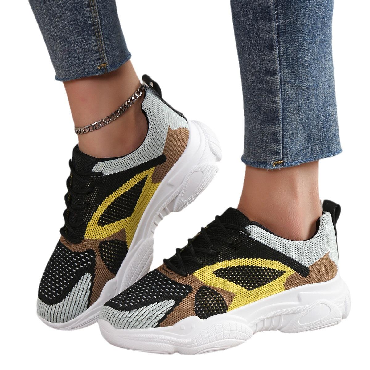 Модные женские спортивные туфли на шнуровке — фото 6