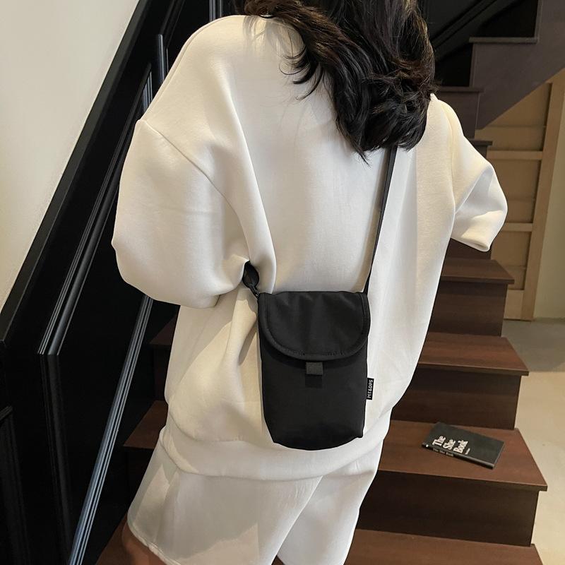 Trendy Brand Shoulder Messenger Bag Women'S Sports And Leisure Travel Backpack Commuting To Work Small Bag Fashionable Versatile Mobile Phone Bag Men