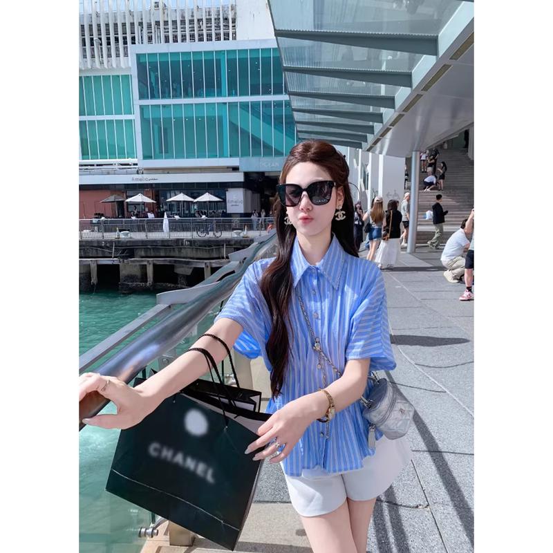 Women s Slimming Striped Short-Sleeve Blouse L