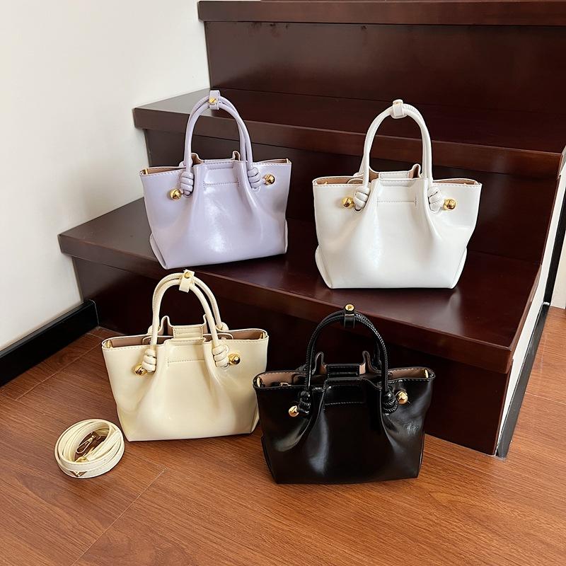 Summer New Fashion Light Luxury Simple Versatile Bag Lesbian Commuter Handbag Hand Bag Cloud Bag Woman