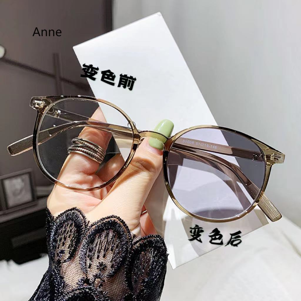 Photochromic  Myopia Glasses New Women Men Round Sun Discolored Presbyopia Eyewear Blue Light Blocking Glasses