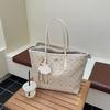 New large-capacity tote bag women's popular contrasting color printed portable shoulder bag underarm bag