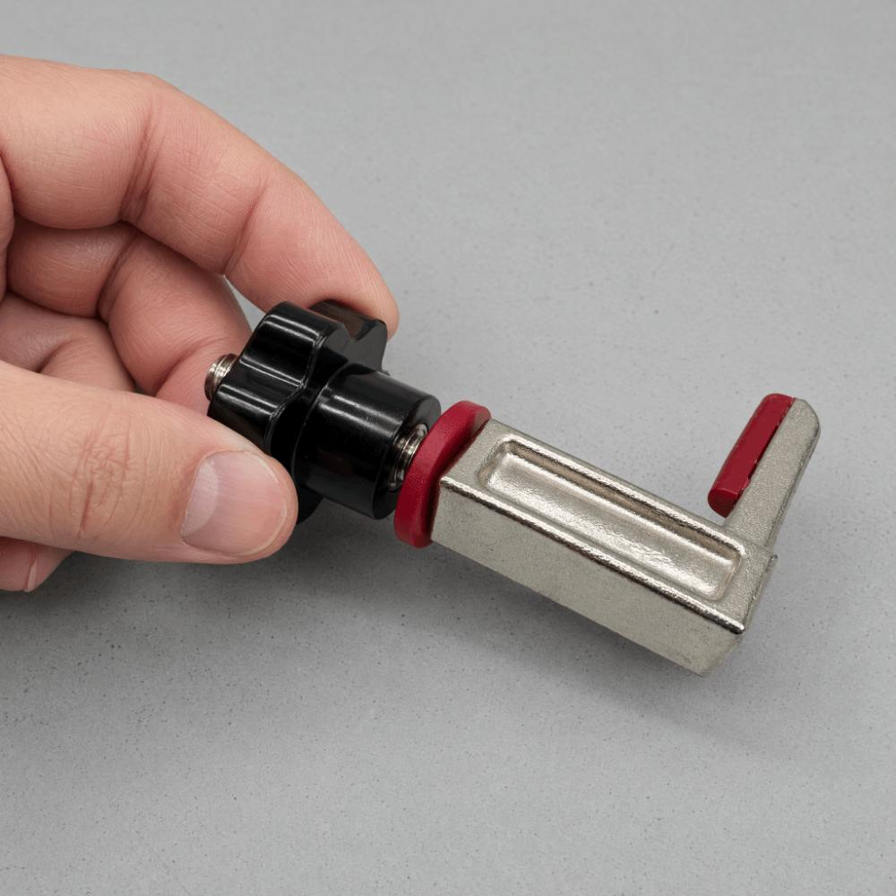 Threaded Screw L Frame Cantilever Metal Fixed Arm Tennis Racket Maintenance