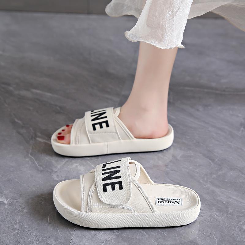 

Thick-soled cool slippers women s summer outer wear 2024 new with skirt casual beach shoes versatile fashion one-word slippers 42