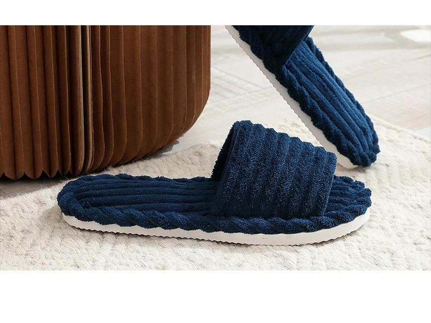 Fashionable Cross-Border Open-Toe Non-Slip Slippers – Spring/Autumn Style with Flat Heels, Furry Design, and Thickened Sole for Couples