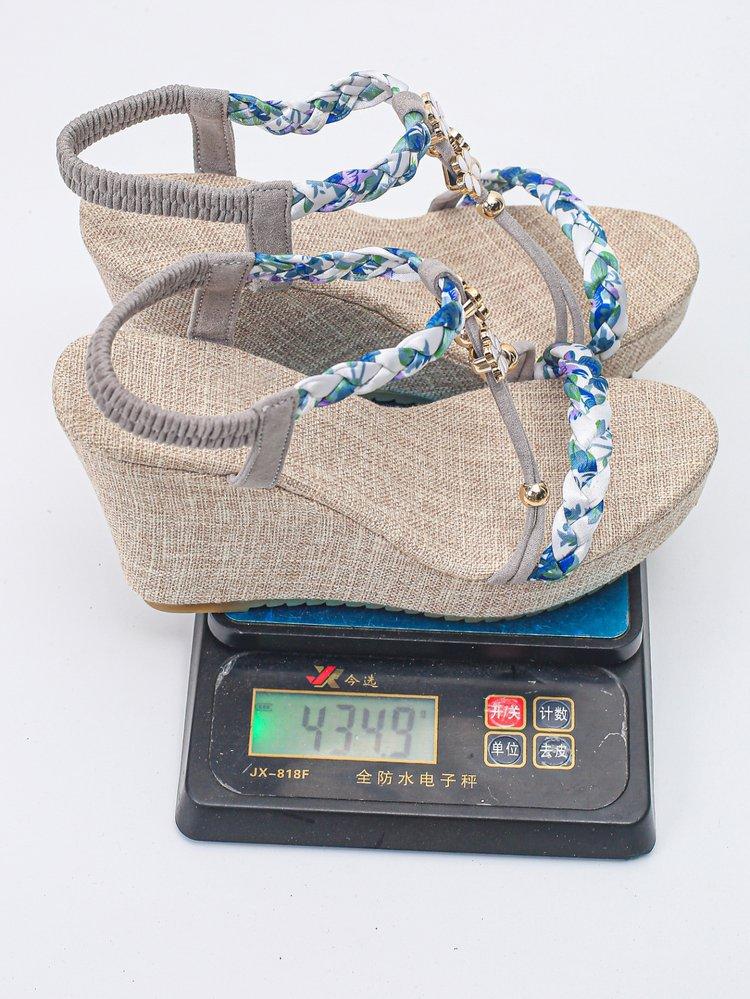 

Босоножки в стиле бохо 2025 весна-лето корейская версия новые босоножки на покатом каблуке со стразами импортная торговля туфли на платформе большого размера 43 зелёный