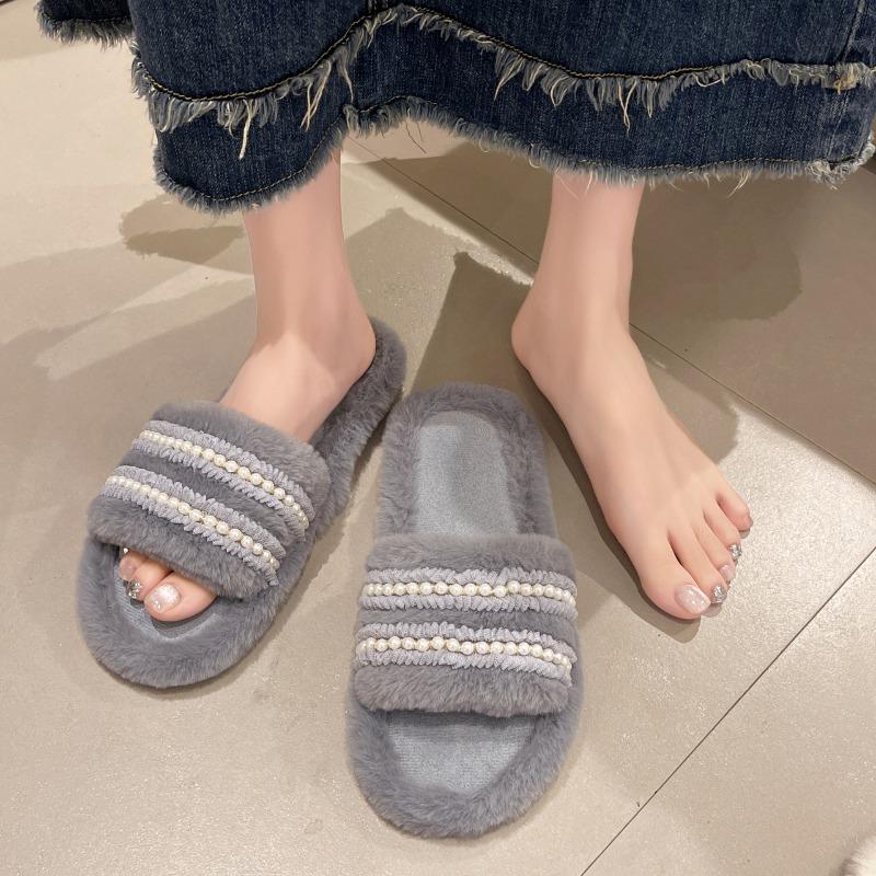 Fashion 2025 New Home Slippers Women's Rubber Flip Flops Luxury Slides Flock String Bead Shoes Low Platform Designer Cotton Slippers
