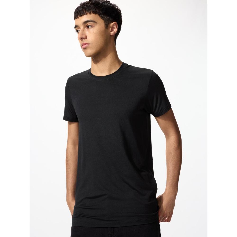 Uniqlo Japan HeaTTech Crew Neck T