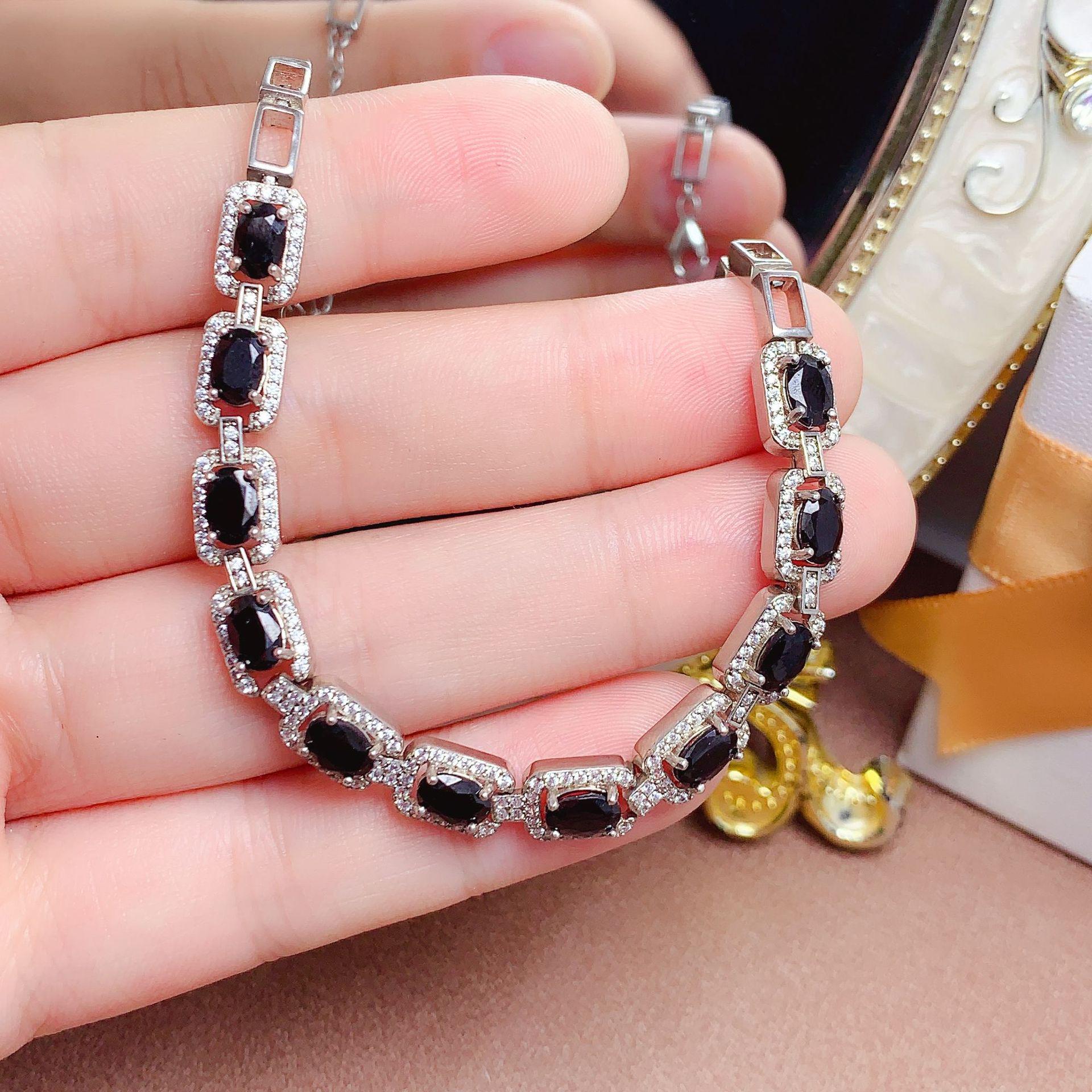 

925 Silver Black Spinel Inlaid Women s Bracelet – Ideal for Engagements, Valentine s, Christmas Gifts, and Fresh, Modern Style. Platinum Plated
