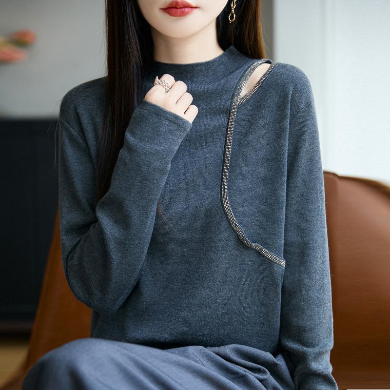 Early Autumn New Semi-high-neck Knitted Sweater, Long-sleeved Off-the-shoulder, Diamond-encrusted Design Base Layer Top