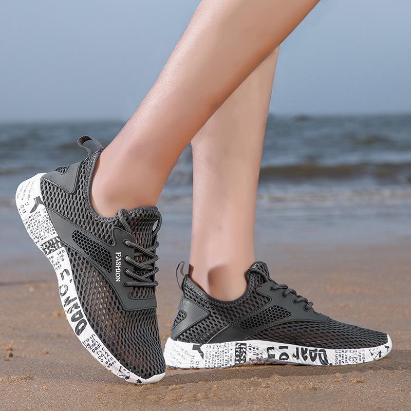 Summer men's net shoes single mesh shoes light hollow breathable soft sole comfortable wading river beach shoes men