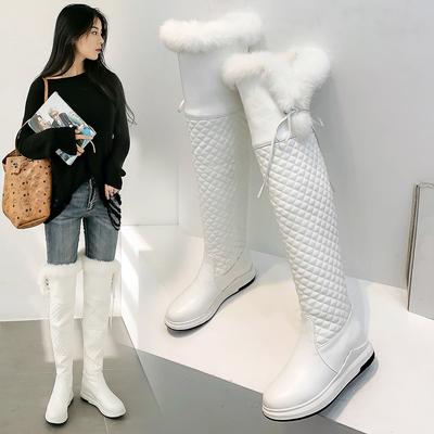 Women's Snow Boots Winter Flat-bottomed Comfortable Waterproof Table Large Size Warm Plush Knee Boots