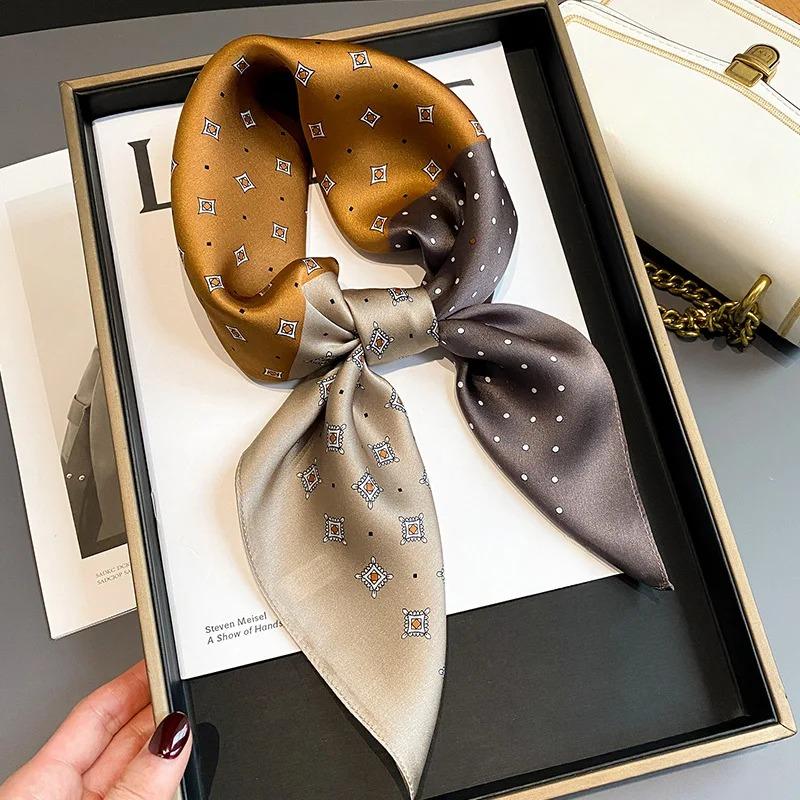 

Роскошный бренд 2024 Квадратный шарф Женский Кот Шейный галстук для волос Повязка Пляжный хиджаб Косынка Головной убор Повязки на голову Бандана Женский Фуляр 70см