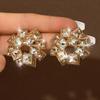 Popular Diamond-Studded Flower Stud Earrings Women'S Light Luxury Court Style Exquisite Earrings Niche High-End Exaggerated Earrings