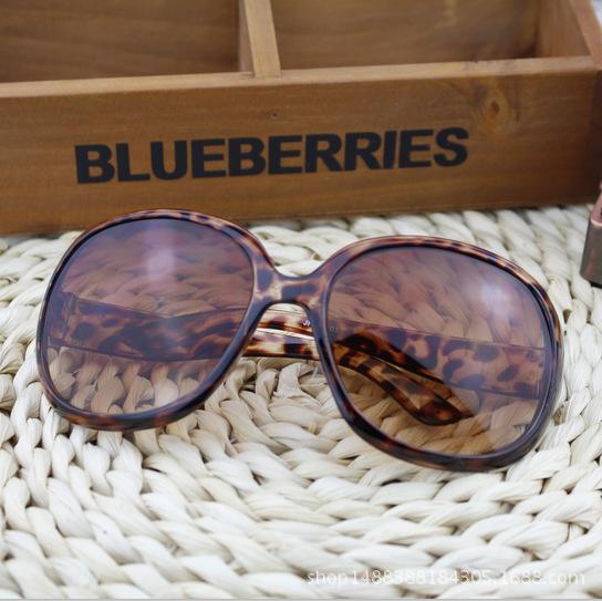 3113 Sunglasses Women Driving Sunglasses Large Frame Glasses Women Trendy Retro Women Black Sunglasses