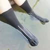 1 Pair Waterproof Socks Elastic Breathable Mid-Tube Soft Socks Foot Protection Windproof Winter Hiking Wading Riding Skiing Socks for Outdoor Sports