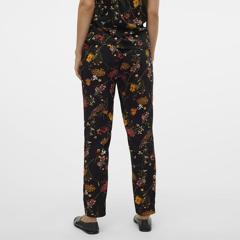 Black Carrot Pants with Colorful Floral Print Woman VERO MODA