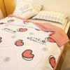 Love Heart Daisy Pattern Summer Quilt Modern Fashionable Skin-friendly Comfortable Air Conditioning Quilts for Kids Boys Girls