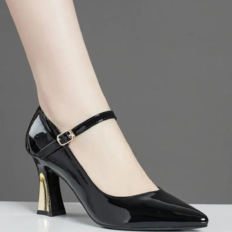 Damska moda słodkie lekkie buty na szpilce w kolorze wina damskie codzienne wiosna i lato czółenka na pasku z klamrą ab339