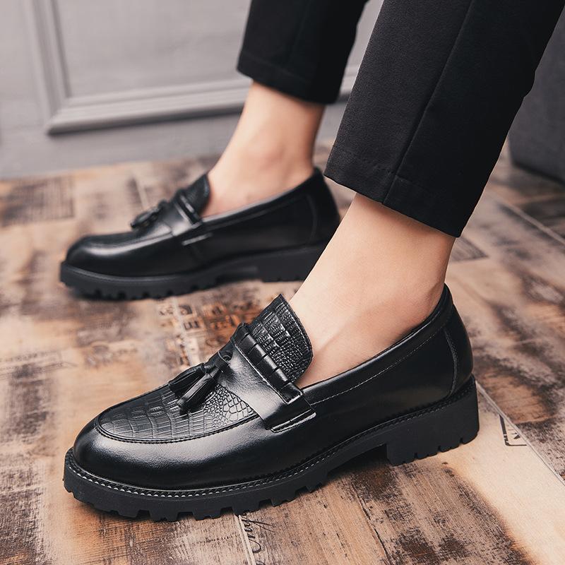 Spring thick-soled heightened new business leather shoes, foot cover and polish large-size leather shoes