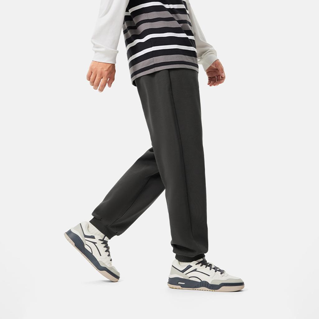 Li Ning Sports Lifestyle Series Casual Loose Fleece Logo Knitted Sweatpants Men Bottoms Graphite-Gray AKLU943-2