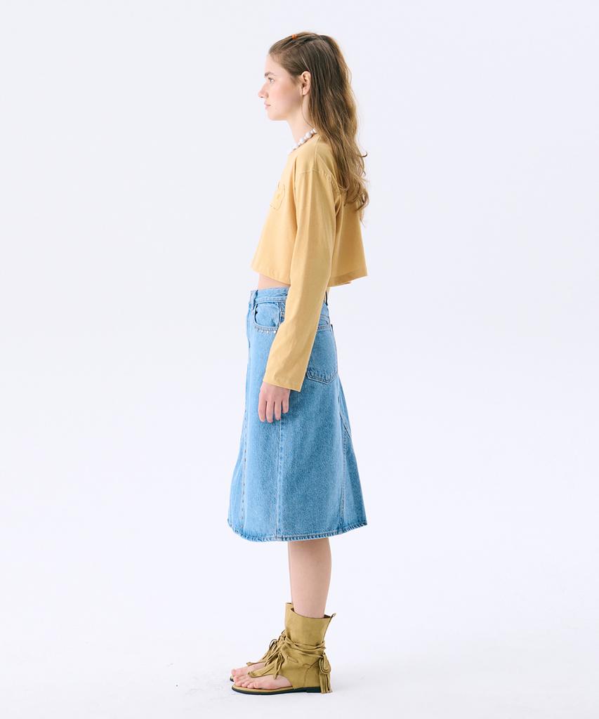 JUNEJUNE SPACE Flower Applique Crop T_Mustard