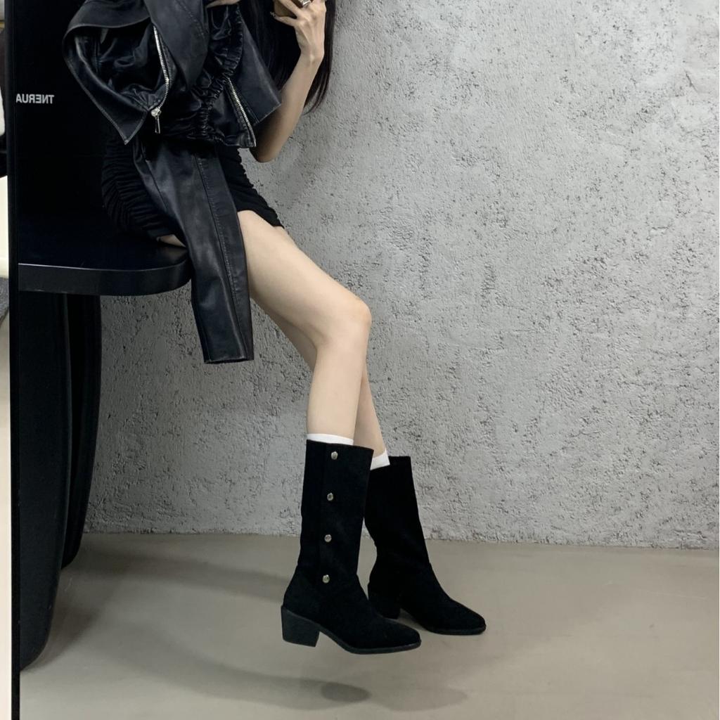 Short Boots Women's Thick Heel French Niche Folded Western Short Boots Women's 2025 Autumn and Winter Pointed Thick Heel Thin Fashion Boots