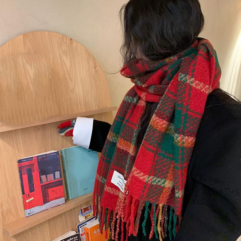 Autumn And Winter New Plaid Scarf For Women Korean Style Versatile Shawl Warm Christmas Wool Neck Scarf Mountaineering Scarf