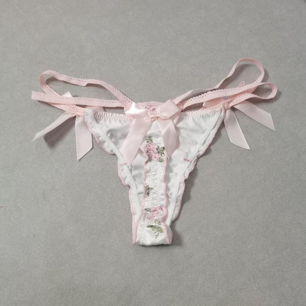 European & American Sexy Women's T-Back Lingerie with Large Bow & Cross Straps Temptation Thong