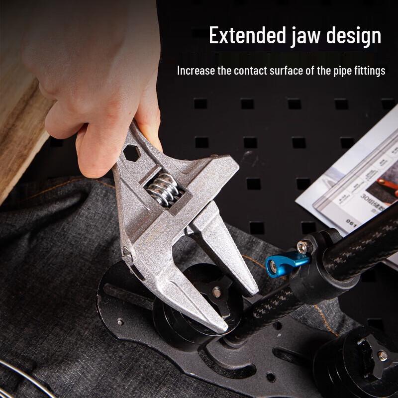 Deli Adjustable Plumbing Wrench CN Plug (adapter Included)