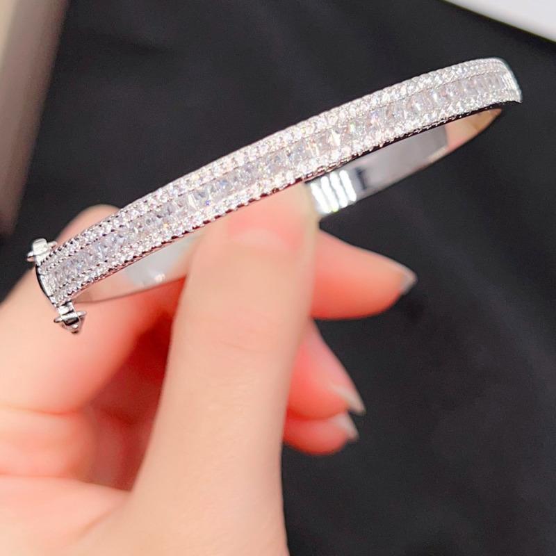 BELLA BOX Heavy Industry High Carbon Drill Zircon Seven-color Tourmaline Buckle Bracelet Suitable For Ladies Party Fashion Jewelry