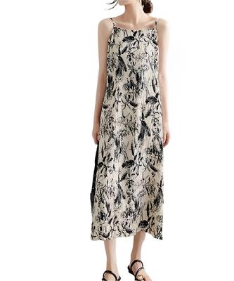 Roztomilé a elegantné camisole šaty na leto Dlhý camisole Resort Dlhé Krásne [Štyrilístok] Dámske, Šaty, Šaty, Skladané, Šaty, Dĺžka, Bez rukávov,