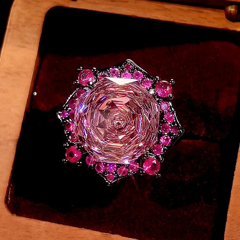 

Ювелирные изделия Медное основание Позолоченное Огранка «Миллениум» Сухая роза Легкий люкс Набор Основной камень 14-10 мм