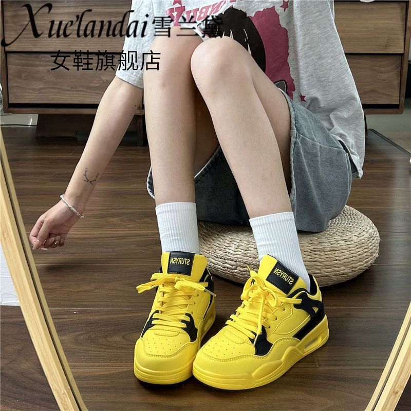 Hong Kong style thick-soled air cushion skateboard shoes women's ins tide 2025 autumn new high-value versatile casual sports shoes