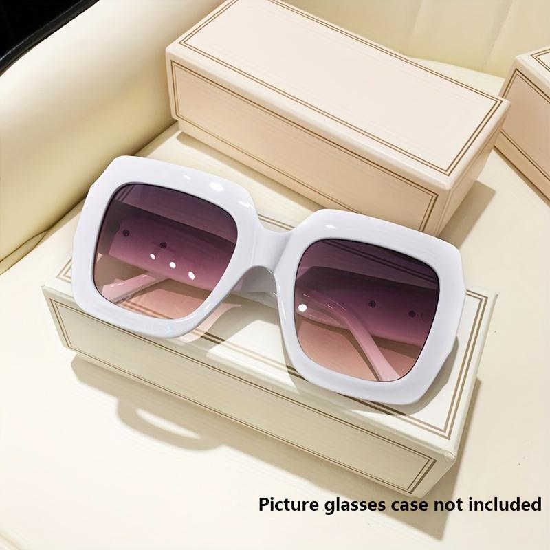 1 Women's Y2K Fashion Square Sunglasses Trendy Two-Tone Color Block, Anti-Glare Lens, Durable Plastic Frame, Perfect for Hiking