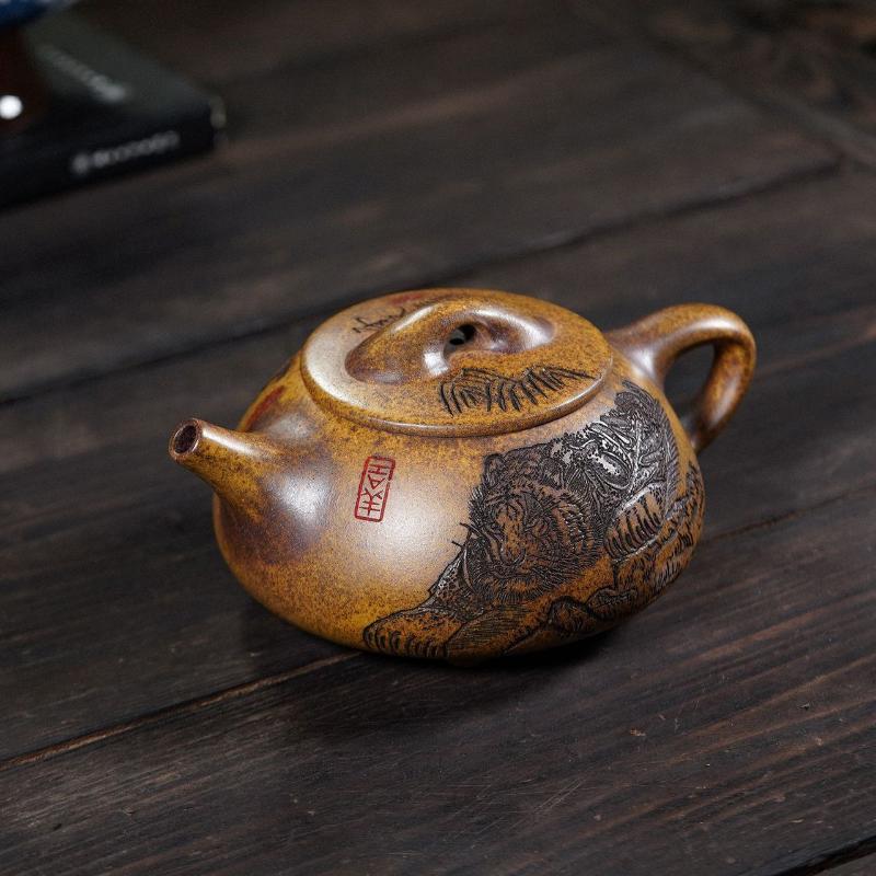 

550ml Elegant Yixing Purple Clay Teapots Handmade Big Stone Scoop Pot Raw Ore Dragon Kiln Wood Burning Mud Kettle Zisha Tea Set
